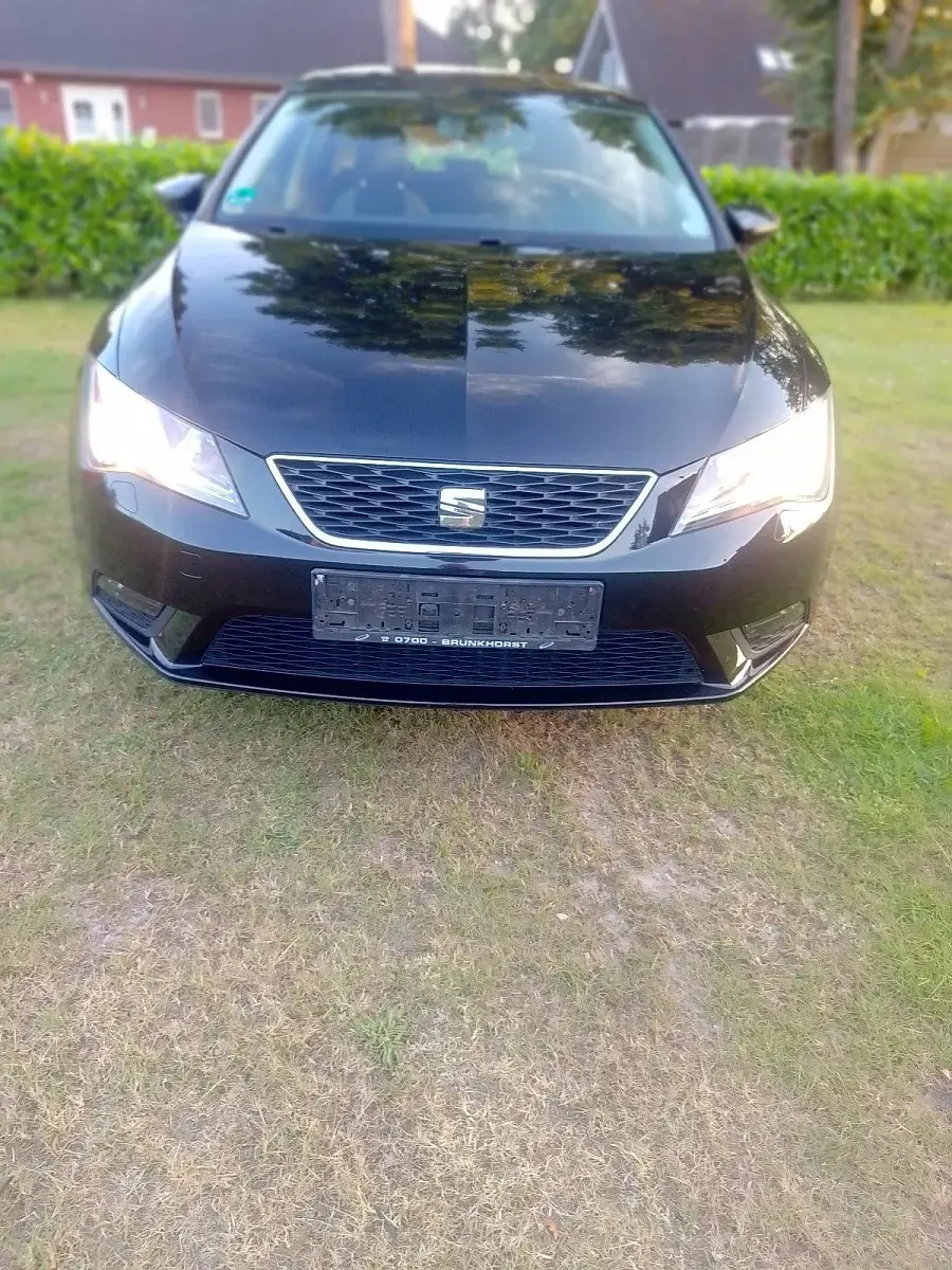 Gebraucht Seat Leon ST 90 PS (66 kW) 2015 Schwarz Kombi