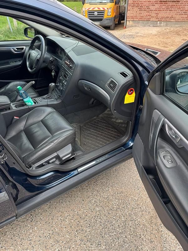 Gebraucht Volvo V70 200 PS (147 kW) 2001 Blau Kombi