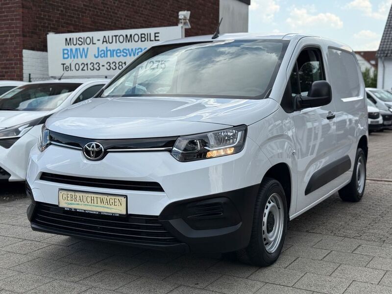 Weiß Gebraucht 2023 Toyota Proace City Van | 17.990 € (Fairer Preis) - Bild 1/4