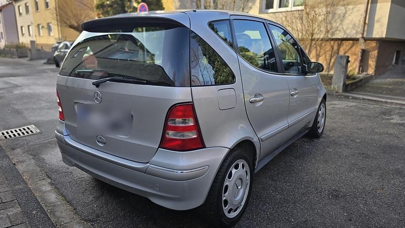 Gebraucht Mercedes A160 102 PS (75 kW) 2001 Silber Kleinwagen