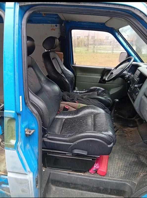 Gebraucht VW Transporter 68 PS (50 kW) 1995 Blau Van