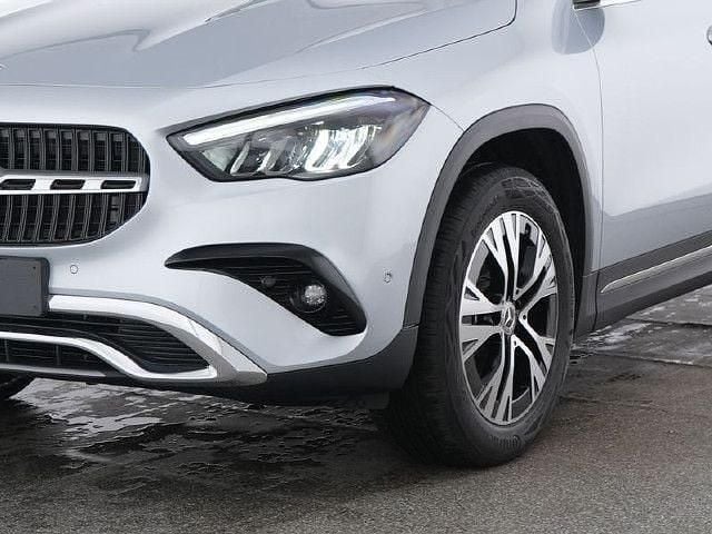 Gebraucht Mercedes GLA200 Progressive 163 PS (119 kW) 2024 SUV