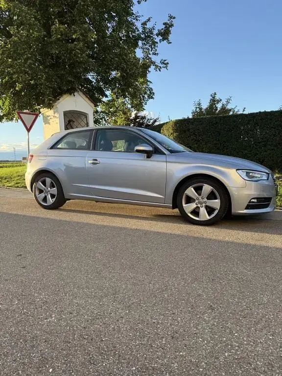 Gebraucht Audi A3 Ambition 150 PS (110 kW) 2015 Silber Limousine