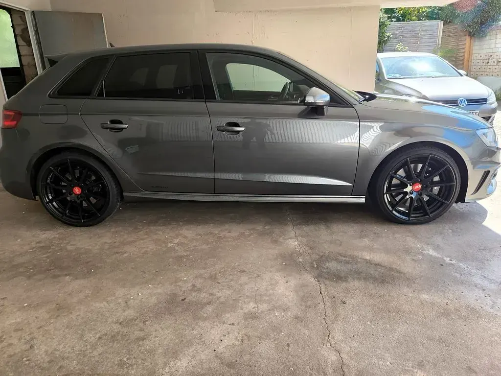Gebraucht Audi S3 Ambiente 300 PS (220 kW) 2015 Grau Limousine