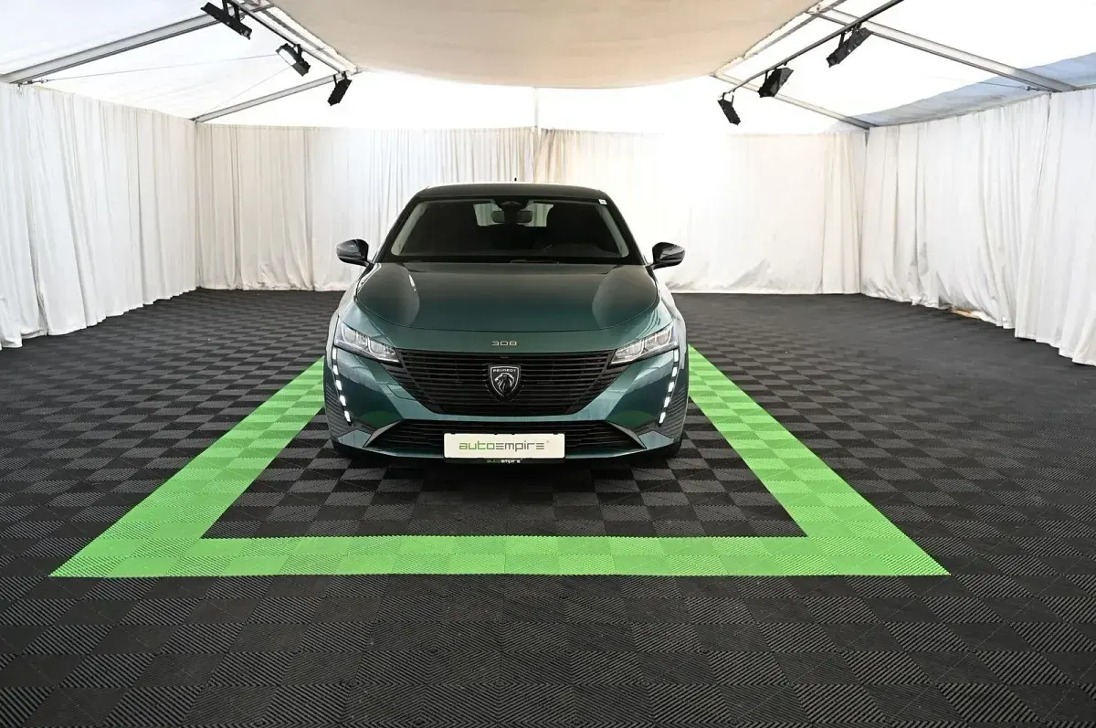 Gebraucht Peugeot 308 SW Style 131 PS (96 kW) 2024 Blau Kombi