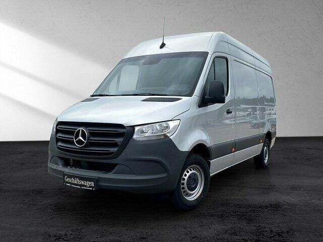 Gebraucht Mercedes Sprinter 190 PS (139 kW) 2023 Silber (silber) Van