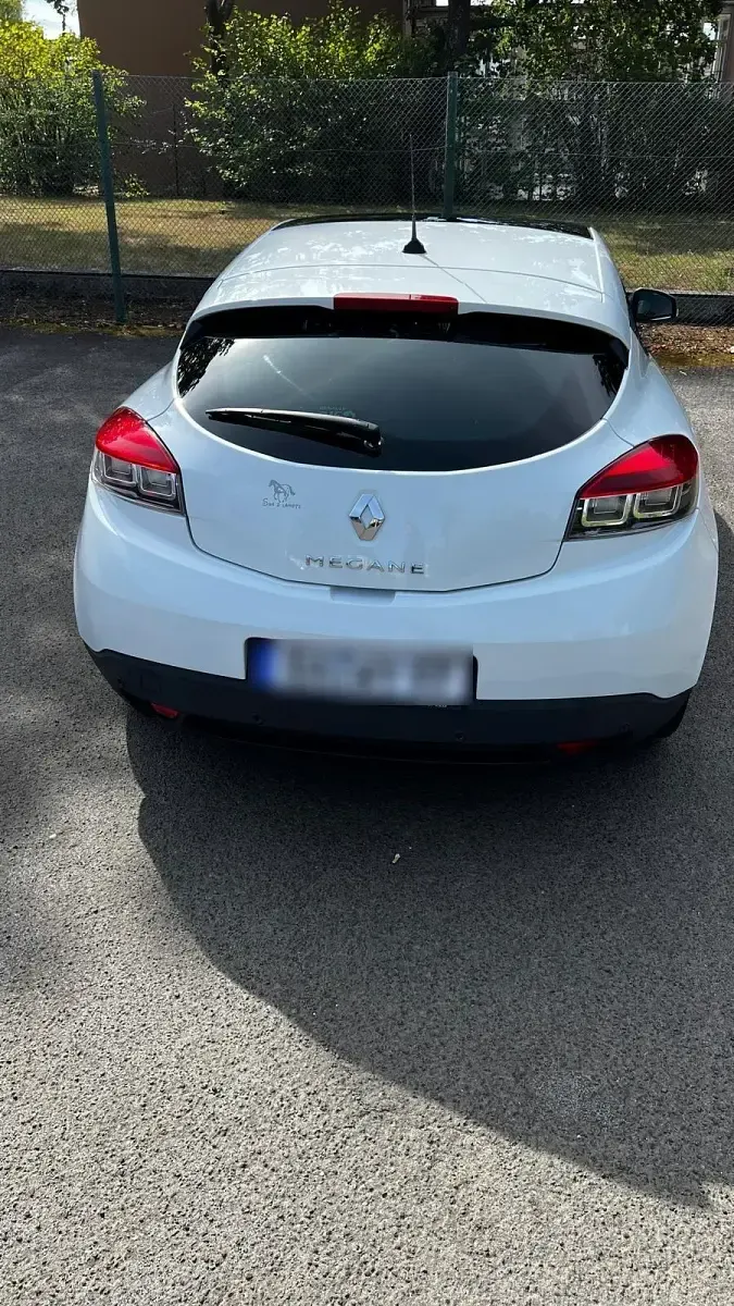 Gebraucht Renault Mégane Coupé 140 PS (102 kW) 2009 Weiß Coupé