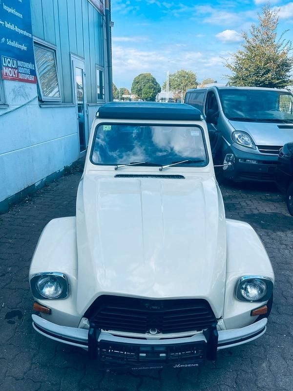 Gebraucht Citroën Dyane 33 PS (24 kW) 1976 Beige Kleinwagen