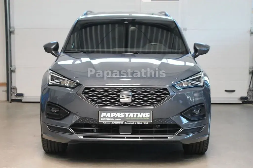 Gebraucht Seat Tarraco FR 150 PS (110 kW) 2024 Grau SUV