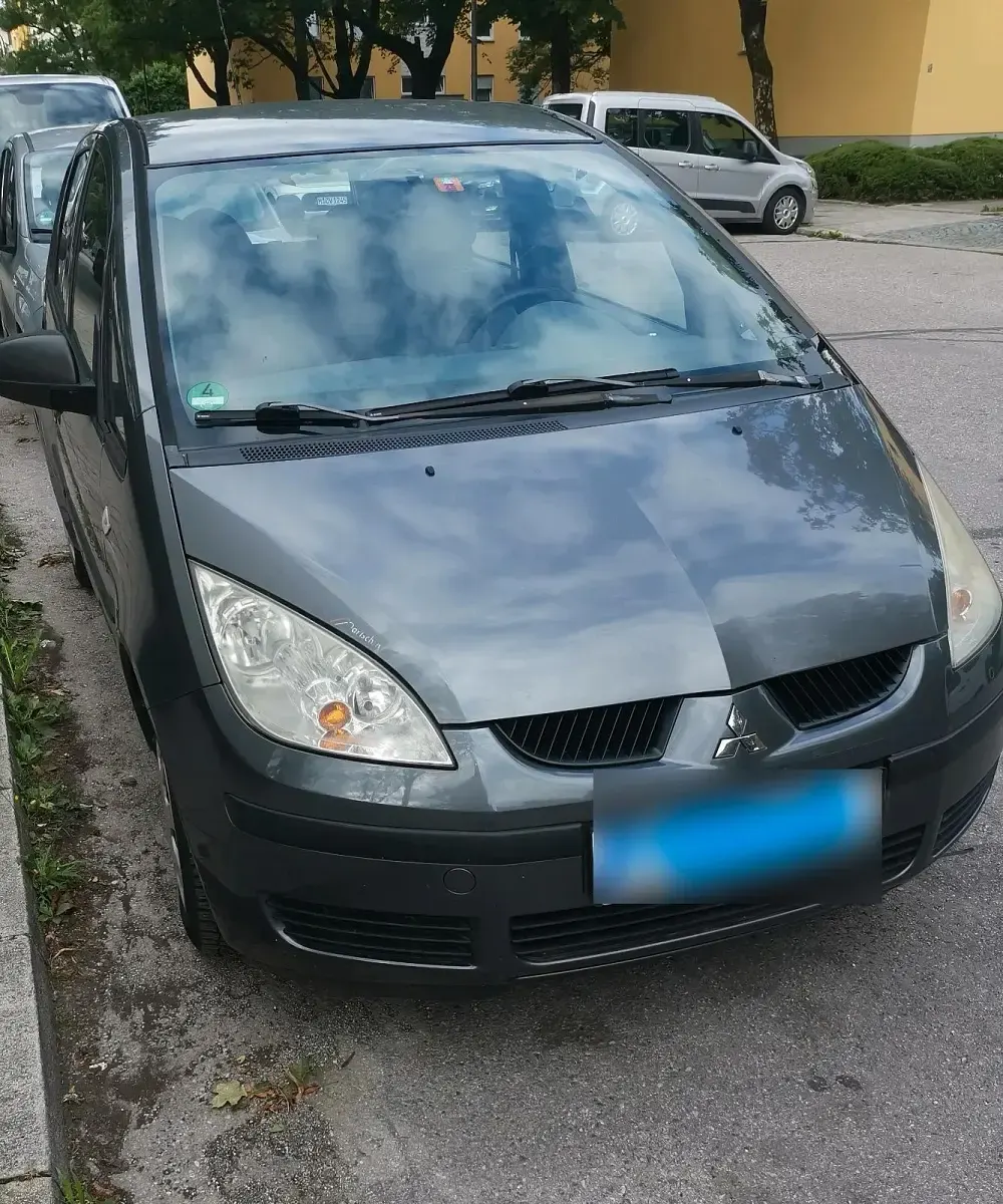 Gebraucht Mitsubishi Colt 95 PS (69 kW) 2004 Grau Kleinwagen