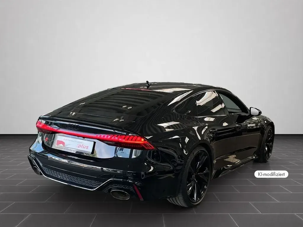 Gebraucht Audi RS7 Sportback Sport 600 PS (441 kW) 2023 Mythosschwarz metallic (metallic) Kleinwagen