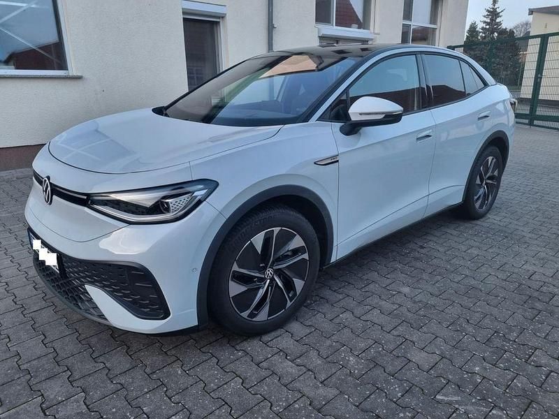 Weiß Gebraucht 2022 VW ID.5 Pro Performance SUV | 29.990 € (Fairer Preis) - Bild 1/4