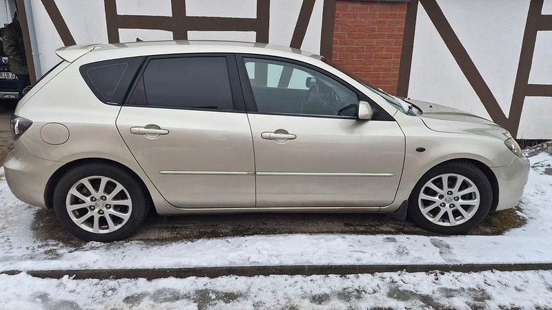 Gebraucht Mazda 3 105 PS (77 kW) 2009 Beige Limousine