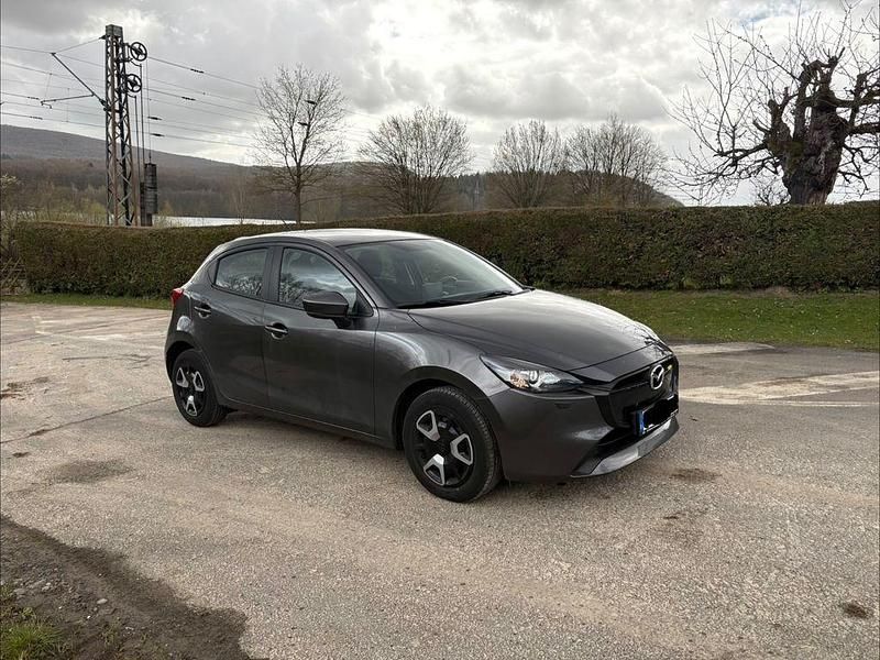Gebraucht Mazda 2 Center-Line 90 PS (66 kW) 2024 Schwarz Kleinwagen