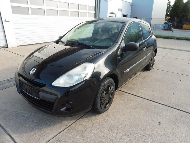 Schwarz Gebraucht 2012 Renault Clio IV Limousine | 3.990 € (Fairer Preis) - Bild 1/4
