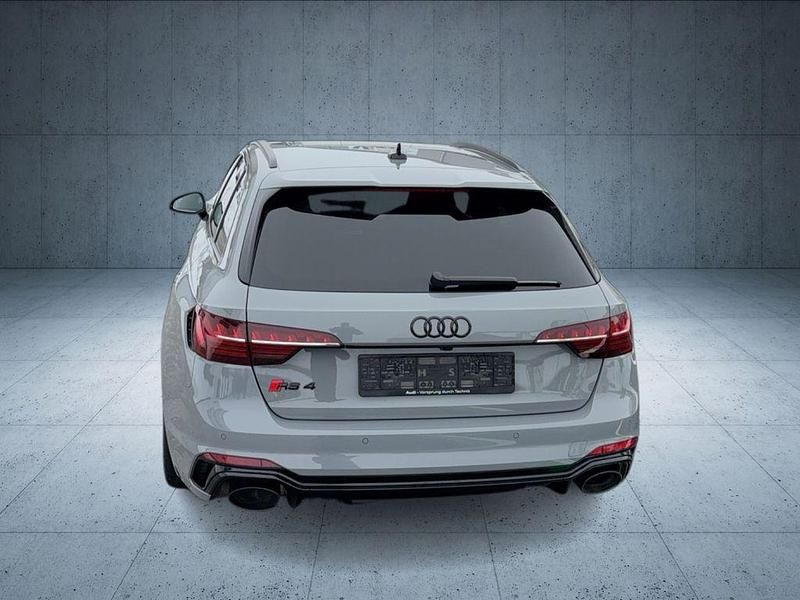 Gebraucht Audi RS4 Sport 450 PS (330 kW) 2022 Nardograu Kombi
