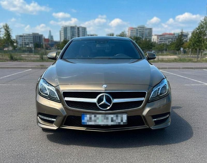Gebraucht Mercedes CLS350 265 PS (194 kW) 2012 Grün Limousine