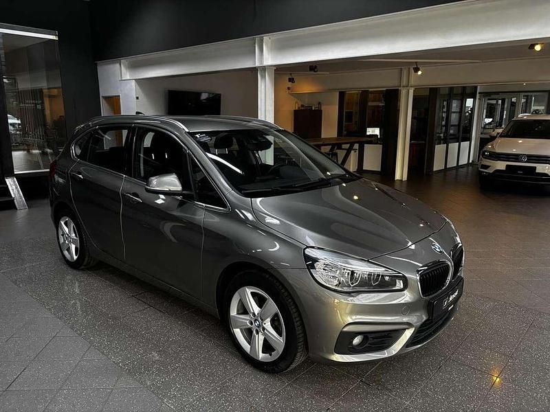 Gebraucht BMW 218 136 PS (100 kW) 2015 Platinsilber metallic Van / Kleinbus