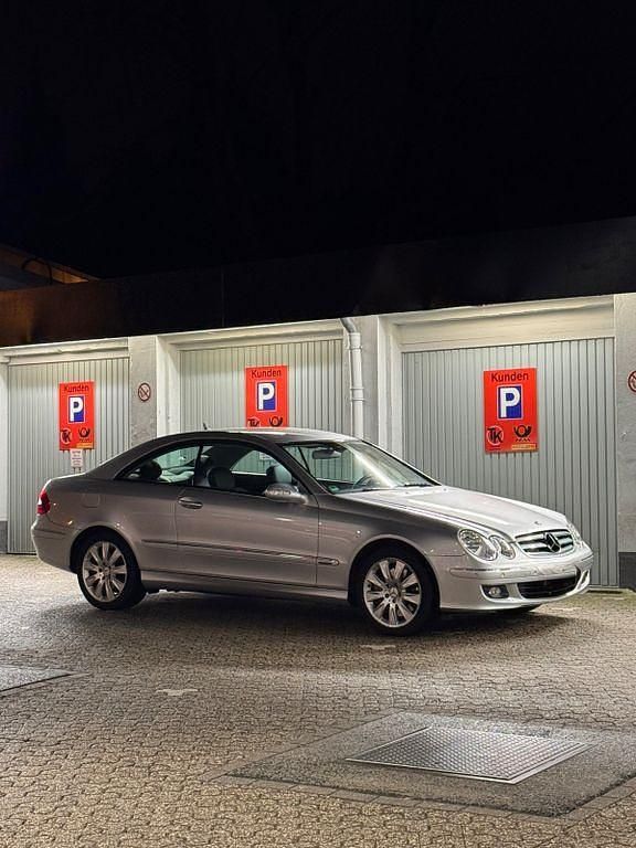 Gebraucht Mercedes CLK350 272 PS (200 kW) 2006 Silber Coupé