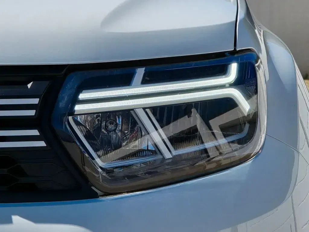 Gebraucht Dacia Duster Journey 131 PS (96 kW) 2024 Weiß SUV