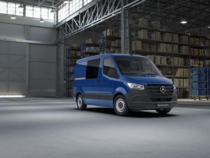 Gebraucht Mercedes Sprinter 150 PS (110 kW) 2022 Atlantisblau Van