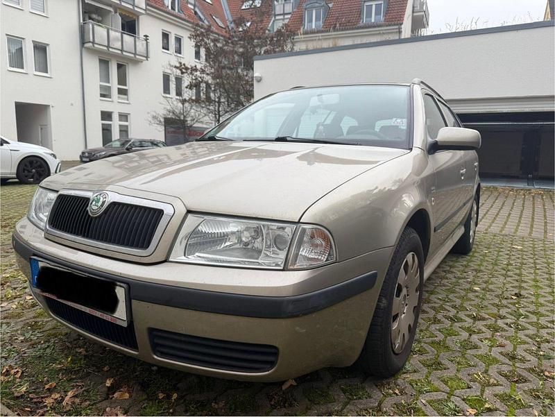 Gebraucht 2004 Skoda Octavia Kombi | 499 € (Superpreis) - Bild 1/4