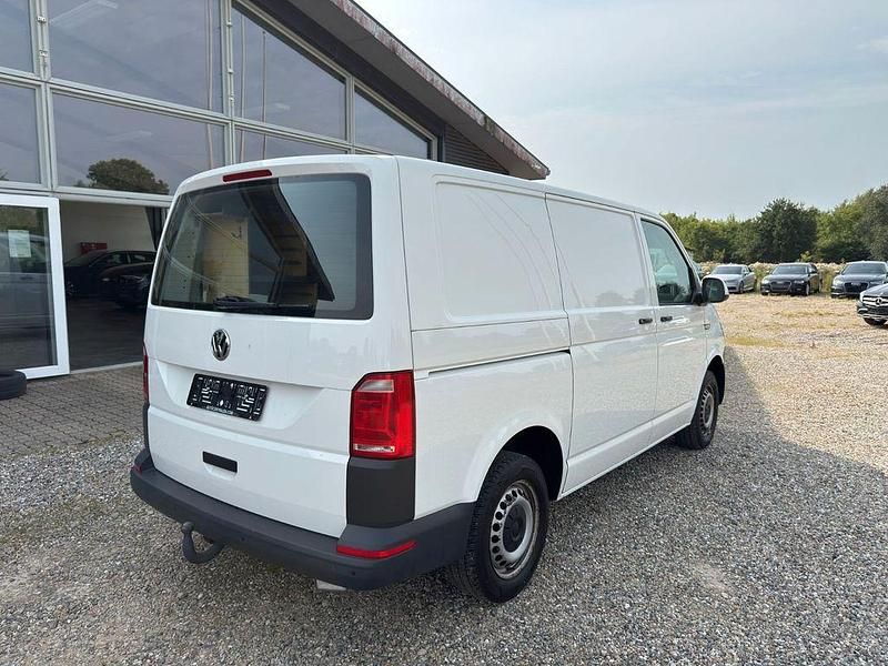 Gebraucht VW Transporter 150 PS (110 kW) 2019 Weiß Van