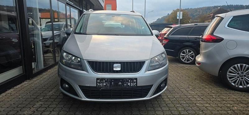 Silber Gebraucht 2010 Seat Alhambra Style Van / Kleinbus | 6.900 € - Bild 1/4
