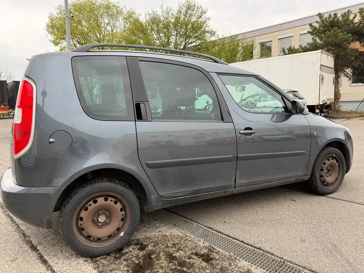 Gebraucht Skoda Roomster 90 PS (66 kW) 2009 Van / Kleinbus
