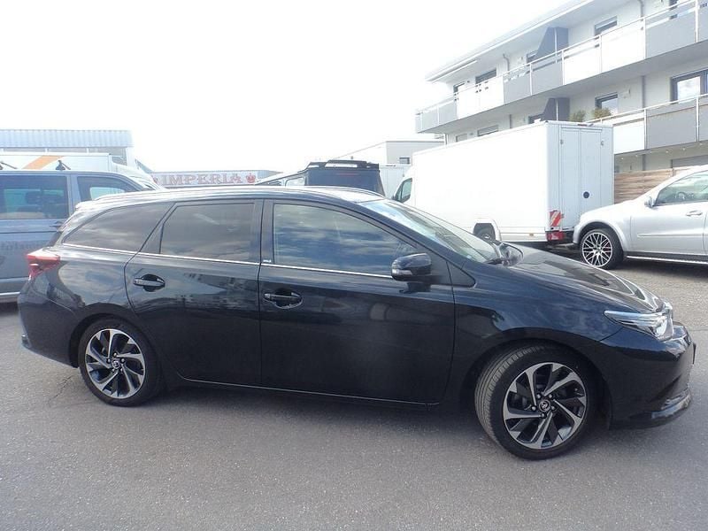 Gebraucht Toyota Auris Touring Sports Edition-S 116 PS (85 kW) 2016 Blau Kombi