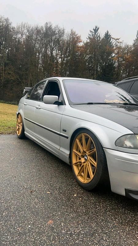 Gebraucht BMW 323 170 PS (125 kW) 2000 Silber Limousine