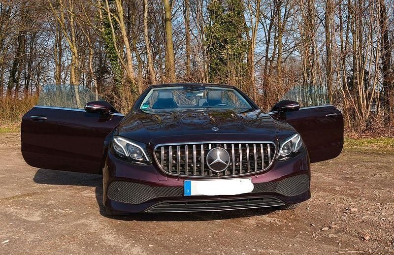 Gebraucht Mercedes E200 184 PS (135 kW) 2018 Rot Cabrio