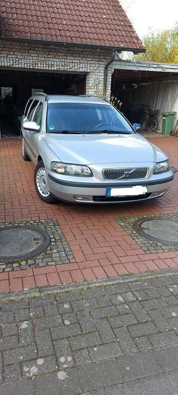 Gebraucht Volvo V70 140 PS (102 kW) 2001 Silber Kombi