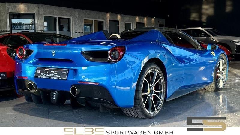 Gebraucht Ferrari 488 670 PS (492 kW) 2017 Blau Cabrio
