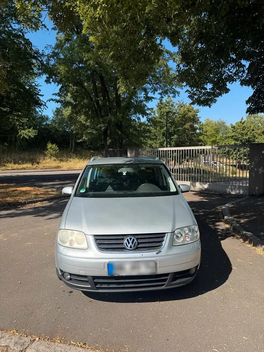 Gebraucht VW Touran 2003 Silber Van / Kleinbus