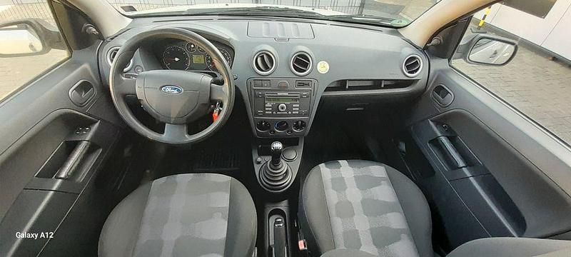 Gebraucht Ford Fusion 80 PS (58 kW) 2007 Silber Kleinwagen
