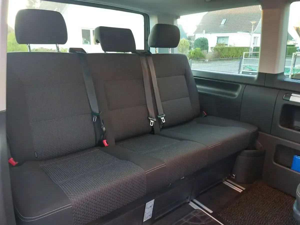 Gebraucht VW Multivan Trendline 102 PS (75 kW) 2017 Beige Van / Kleinbus