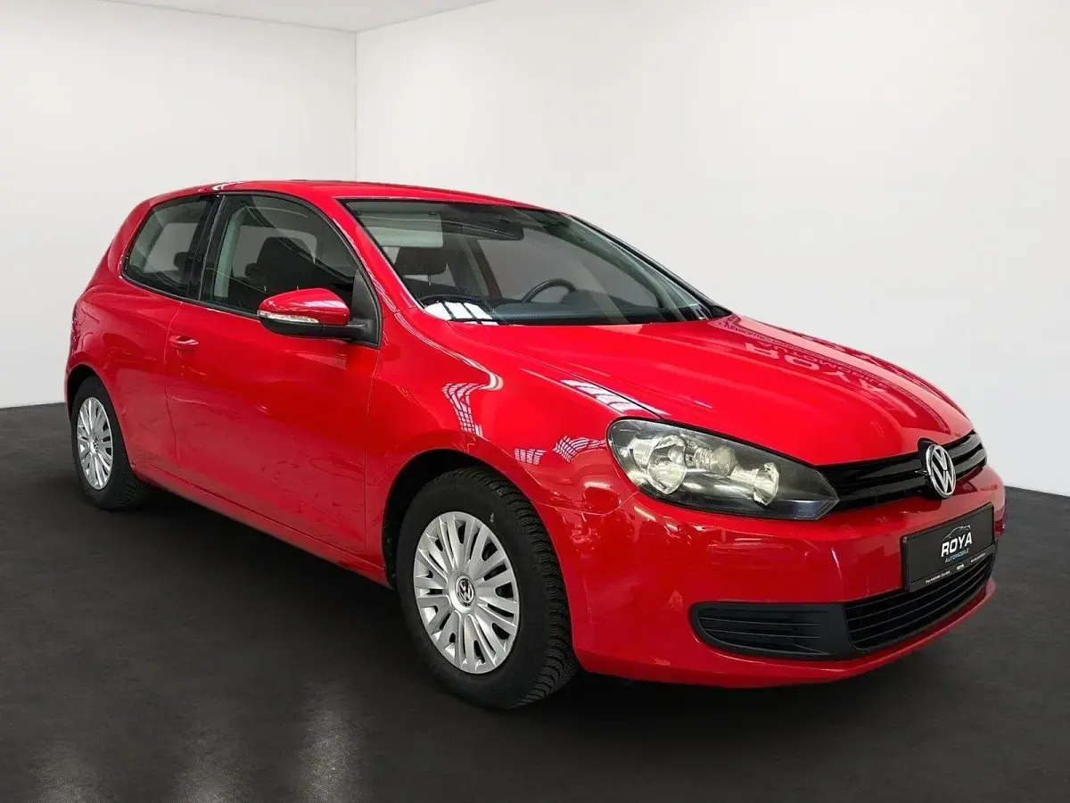 Gebraucht VW Golf Trendline 80 PS (58 kW) 2010 Rot Coupé