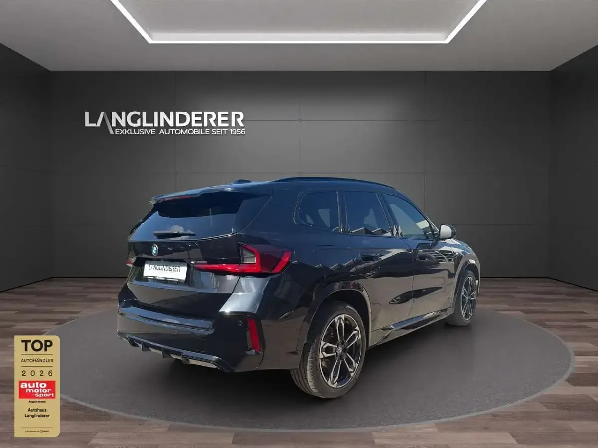 Gebraucht BMW X1 M Sport 170 PS (125 kW) 2023 Schwarz SUV