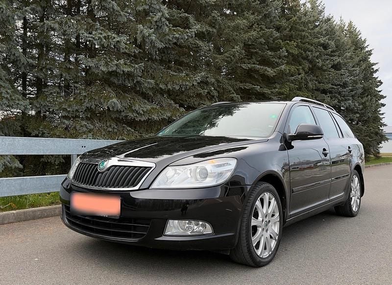 Gebraucht Skoda Octavia 105 PS (77 kW) 2013 Kombi
