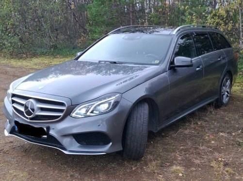 Grau Gebraucht 2016 Mercedes E220 AMG Kombi | 15.000 € (Superpreis) - Bild 1/4