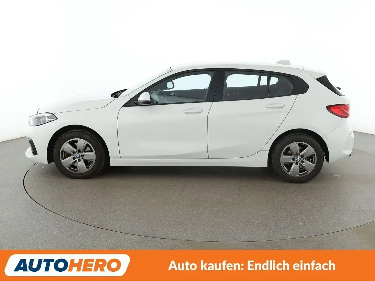 Gebraucht BMW 118 Advantage 136 PS (100 kW) 2023 Weiß Kleinwagen