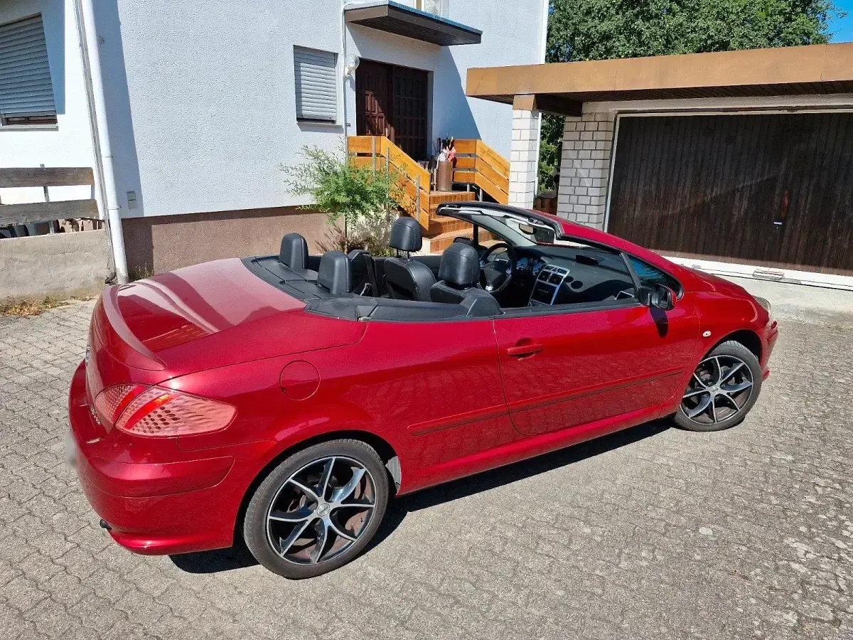 Gebraucht Peugeot 307 CC 140 PS (102 kW) 2007 Rot Cabrio