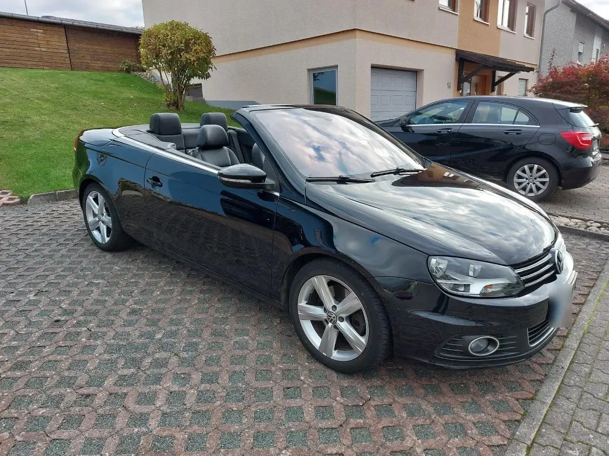 Gebraucht VW Eos 160 PS (117 kW) 2011 Schwarz Cabrio