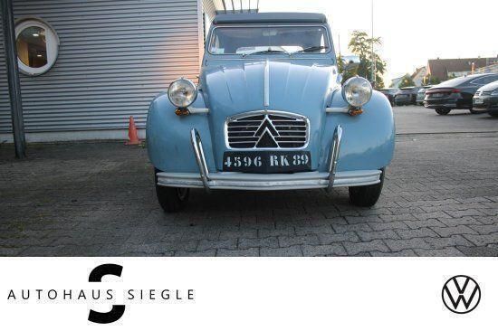 Blau Gebraucht 1963 Citroën 2CV Kleinwagen | 10.940 € - Bild 1/4