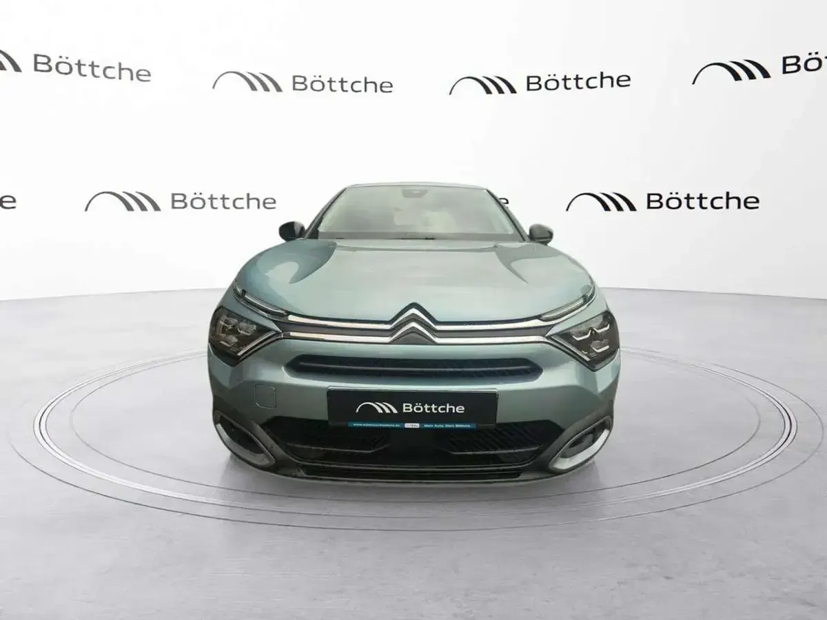 Gebraucht Citroën C4 Shine 131 PS (96 kW) 2024 Lackierung olbia blau/typ aussenverkleidung metalliclackierung SUV
