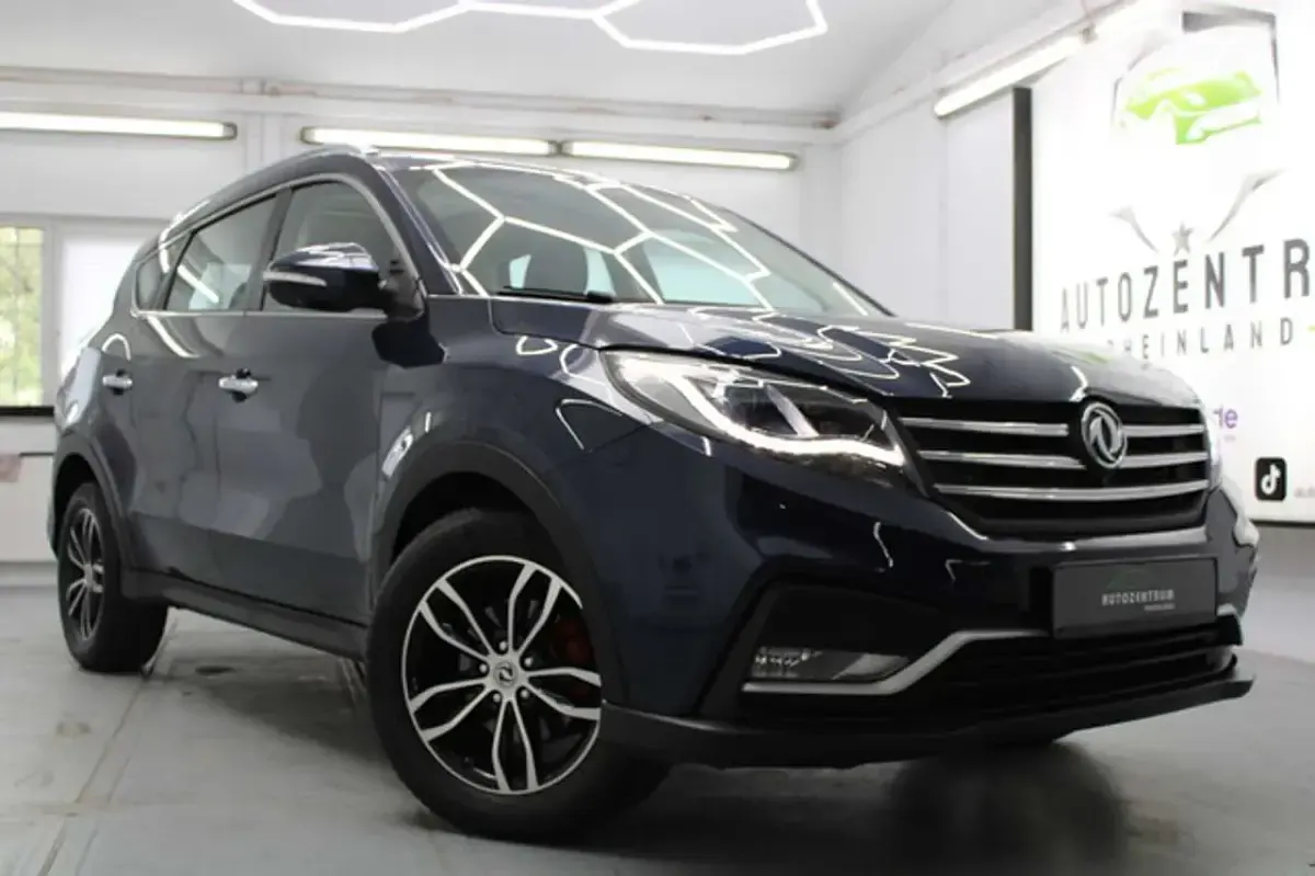 Gebraucht DFSK Fengon 145 PS (106 kW) 2019 Blau SUV