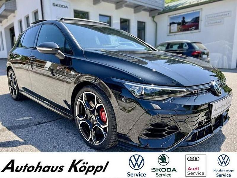 Grenadillschwarz metallic Neu 2025 VW Golf VIII GTI Clubsport Limousine | 44.990 € (Fairer Preis) - Bild 1/3