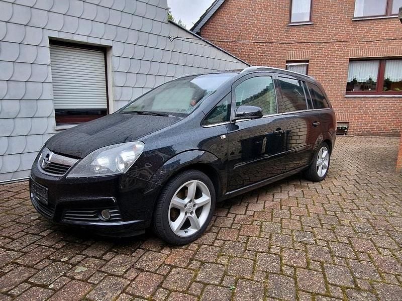 Schwarz Gebraucht 2006 Opel Zafira Van / Kleinbus | 2.700 € (Teuer) - Bild 1/4