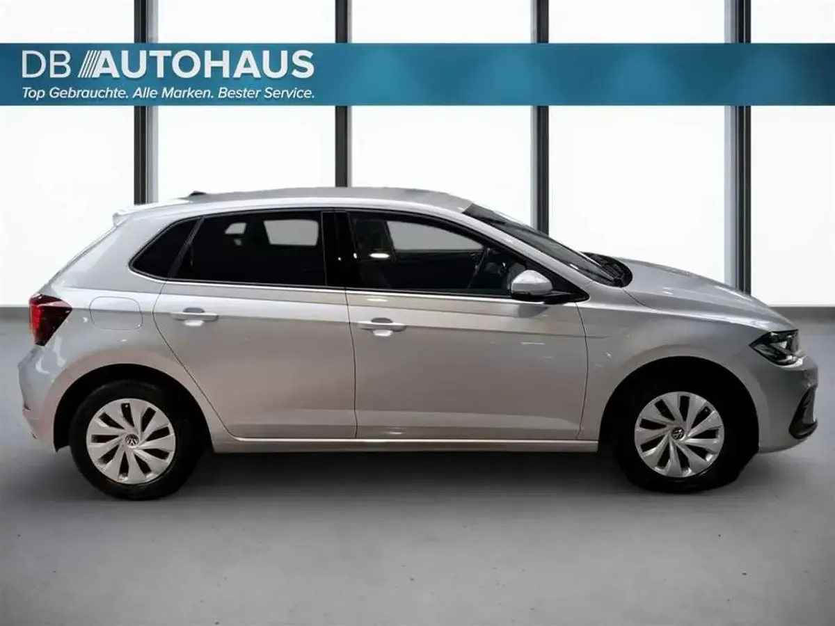Gebraucht VW Polo Life 95 PS (69 kW) 2022 Silber Kleinwagen